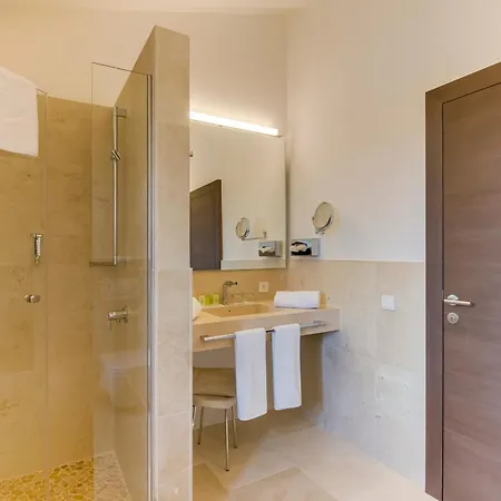 Hotell Carrossa & 5*